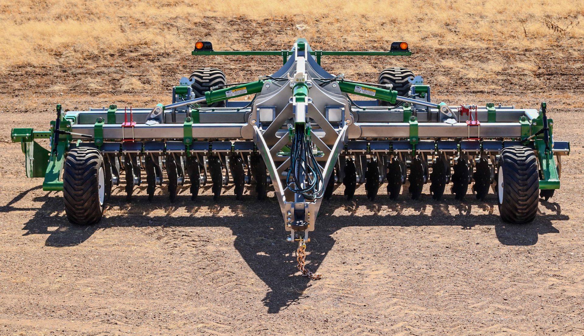 APEX Hyperdisc H Series unfolded in a field, head-on at full working width