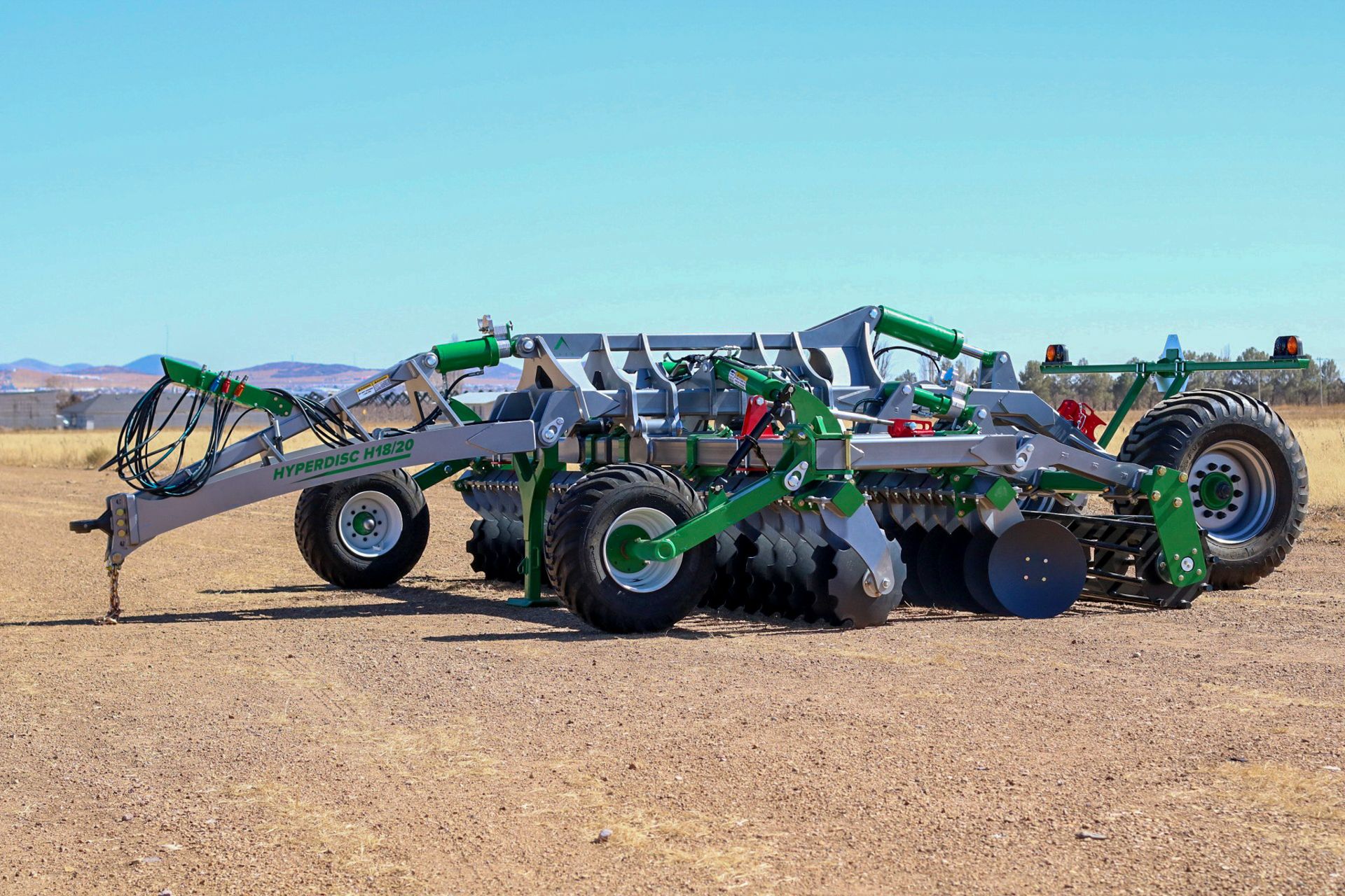 APEX Hyperdisc H+ Series unfolded in a field, side profile